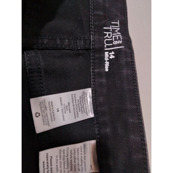 Time and True Women's Size 14 Black Shorts Boyfriend Cut 🌍5/$10🌎 - Picture 5 of 6